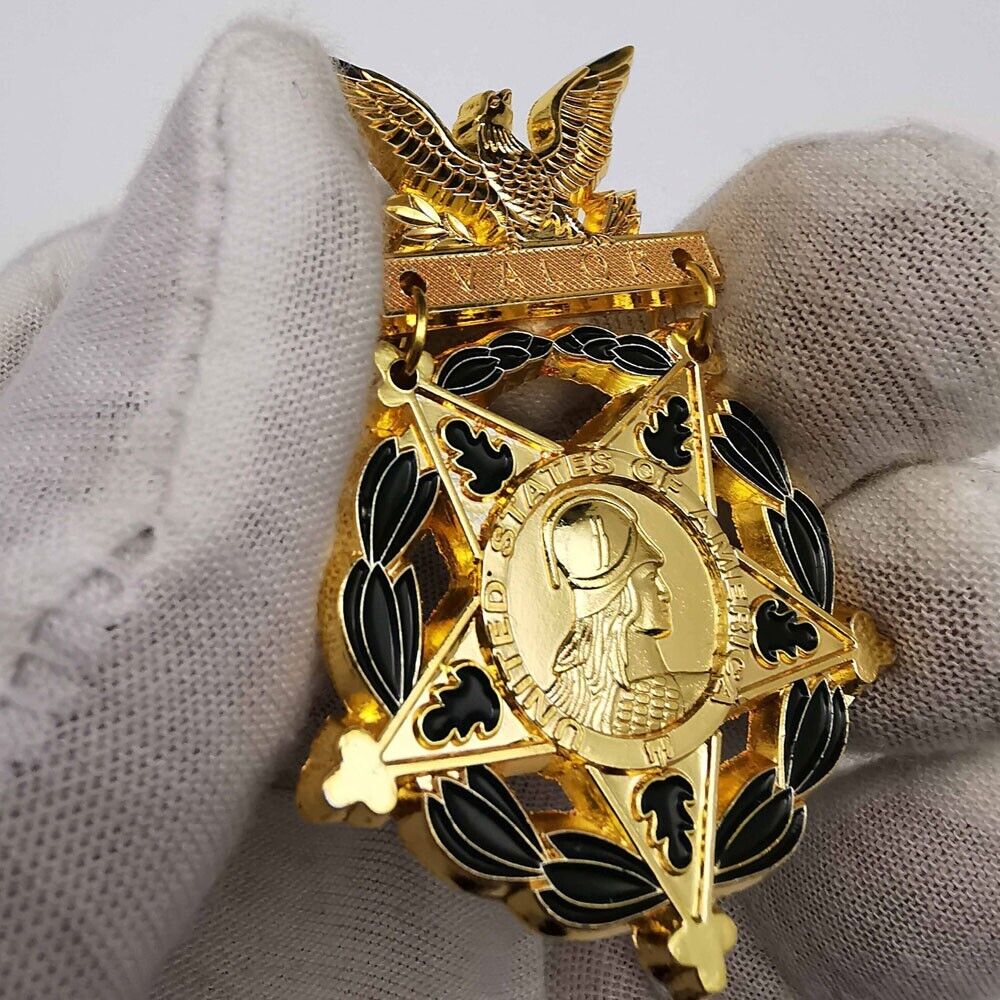US Army Military medal Order Medal of Honor Replica
