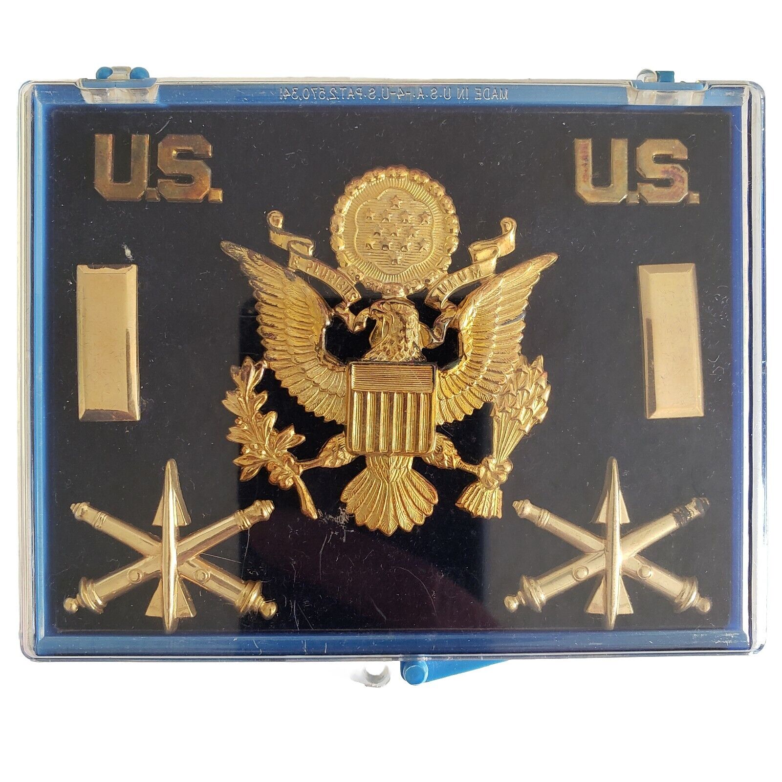 U.S. Army Artillery Officer Hat Badge & Bars 7 Piece Set in Case - N.S. Meyer