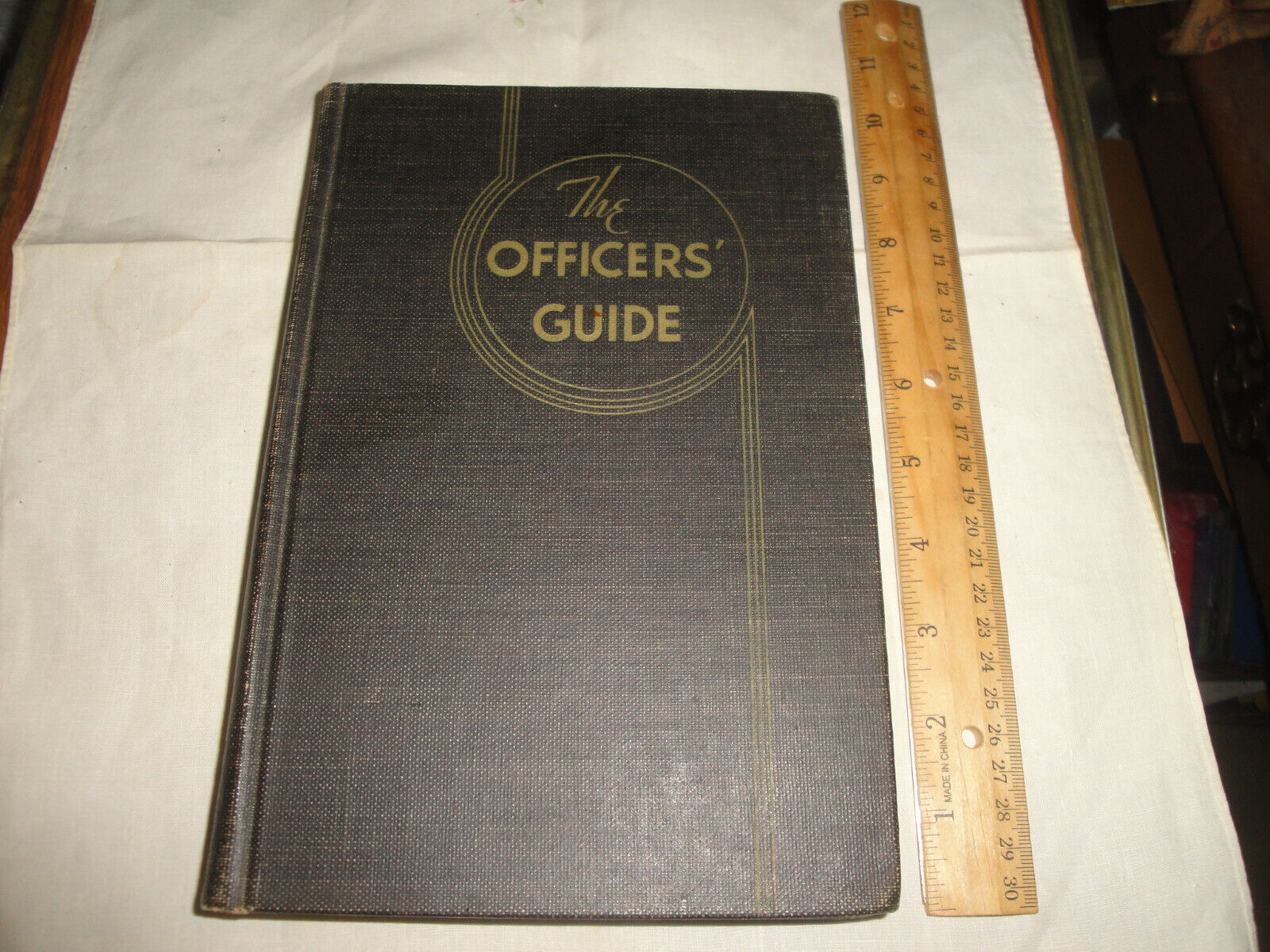 WWII US ARMY OFFICERS GUIDE BOOK, 7th ED. 1942, HARDBACK, WAR HERO OWNED