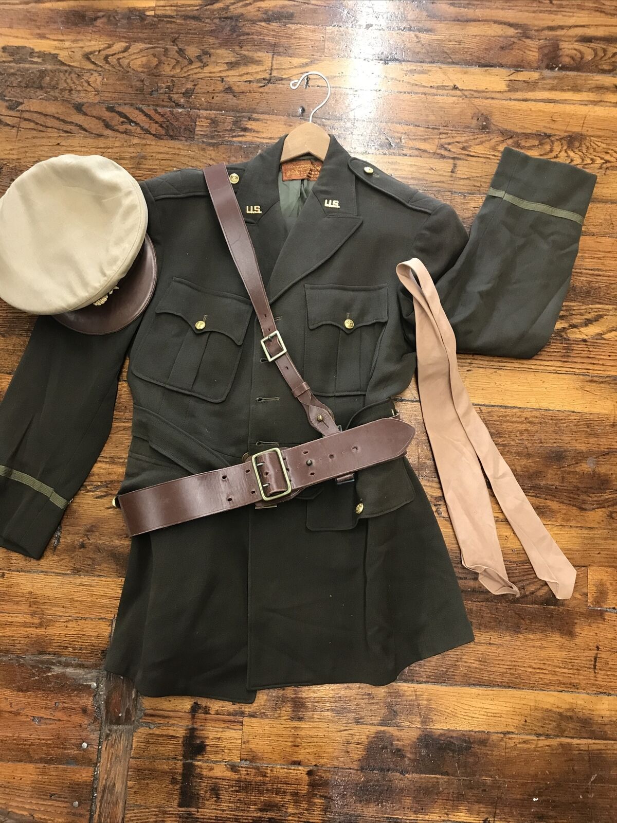 WW2 Uniform US Army Enlisted Dress Uniform 