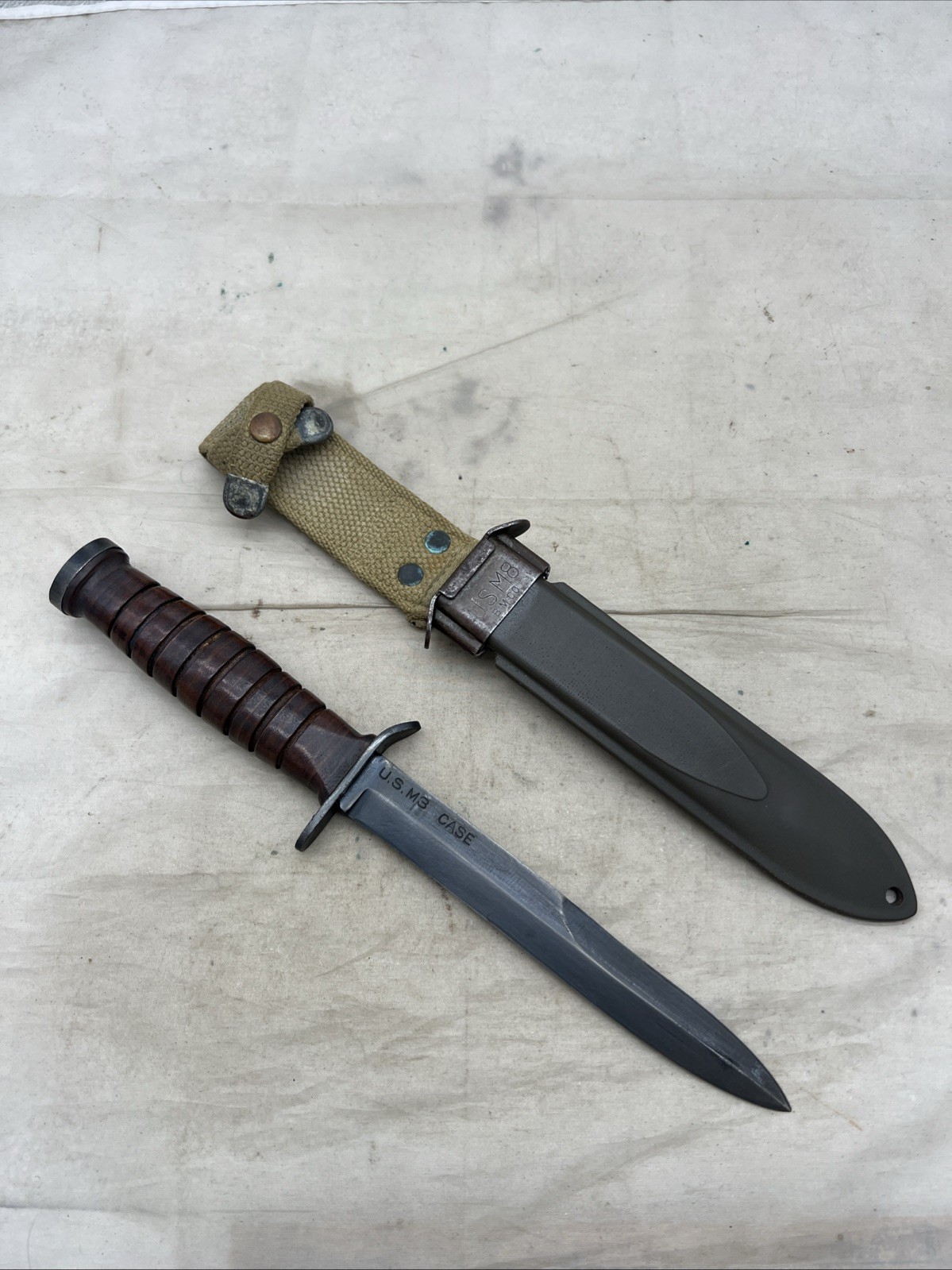 WW2 US M3 Case Blade Marked Fighting Knife With Scabbard (KK719