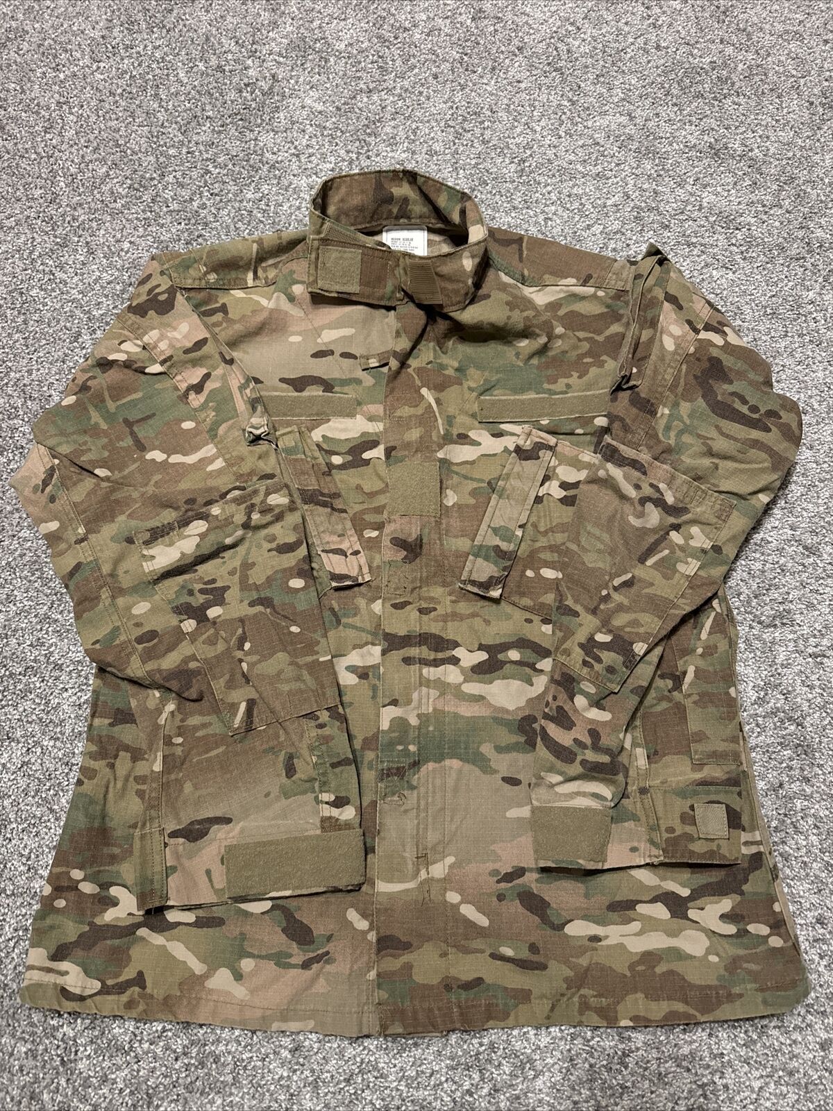 US Military Flame Resistant Shield Combat Coat OCP Medium Regular Multicam
