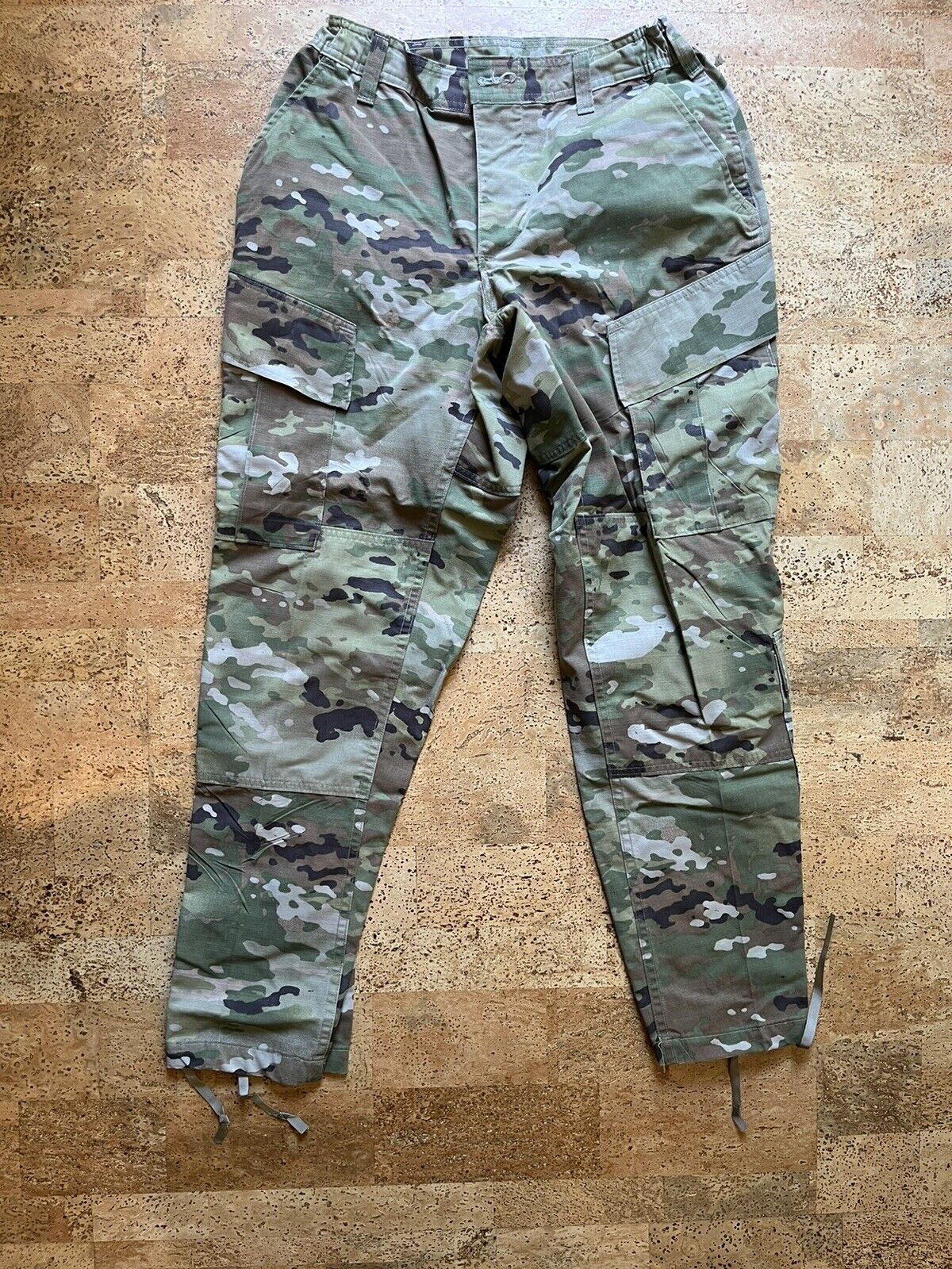 US Military Army Combat Uniform Trousers Pants Female 28 Regular - Camo