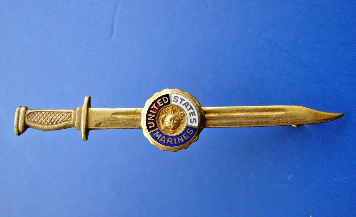 Vintage USMC Gold Sword Machete Red White Blue Logs Pin United States Marines