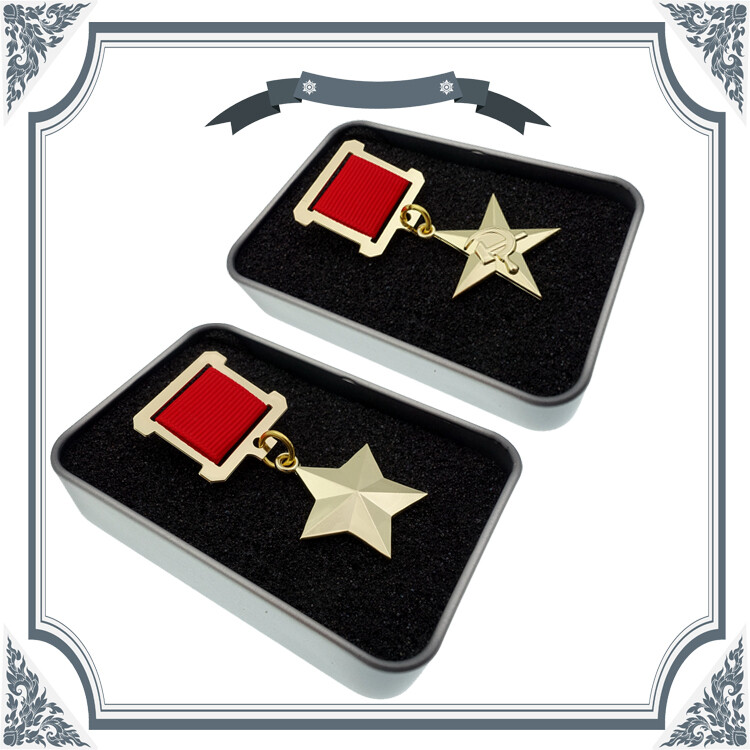 Stalin Gold Star World War II USSR Badge Labor Pins CCCP 2pcs Gift Box