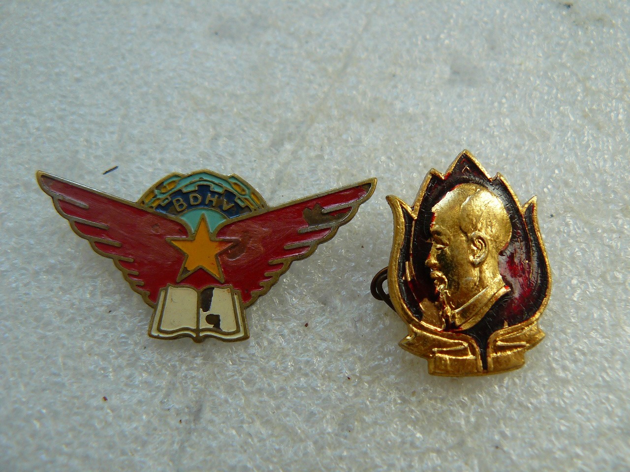 Vintage Vietnam Badges Set – Ho Chi Minh & BDHV Literacy Campaign Enamel Pins