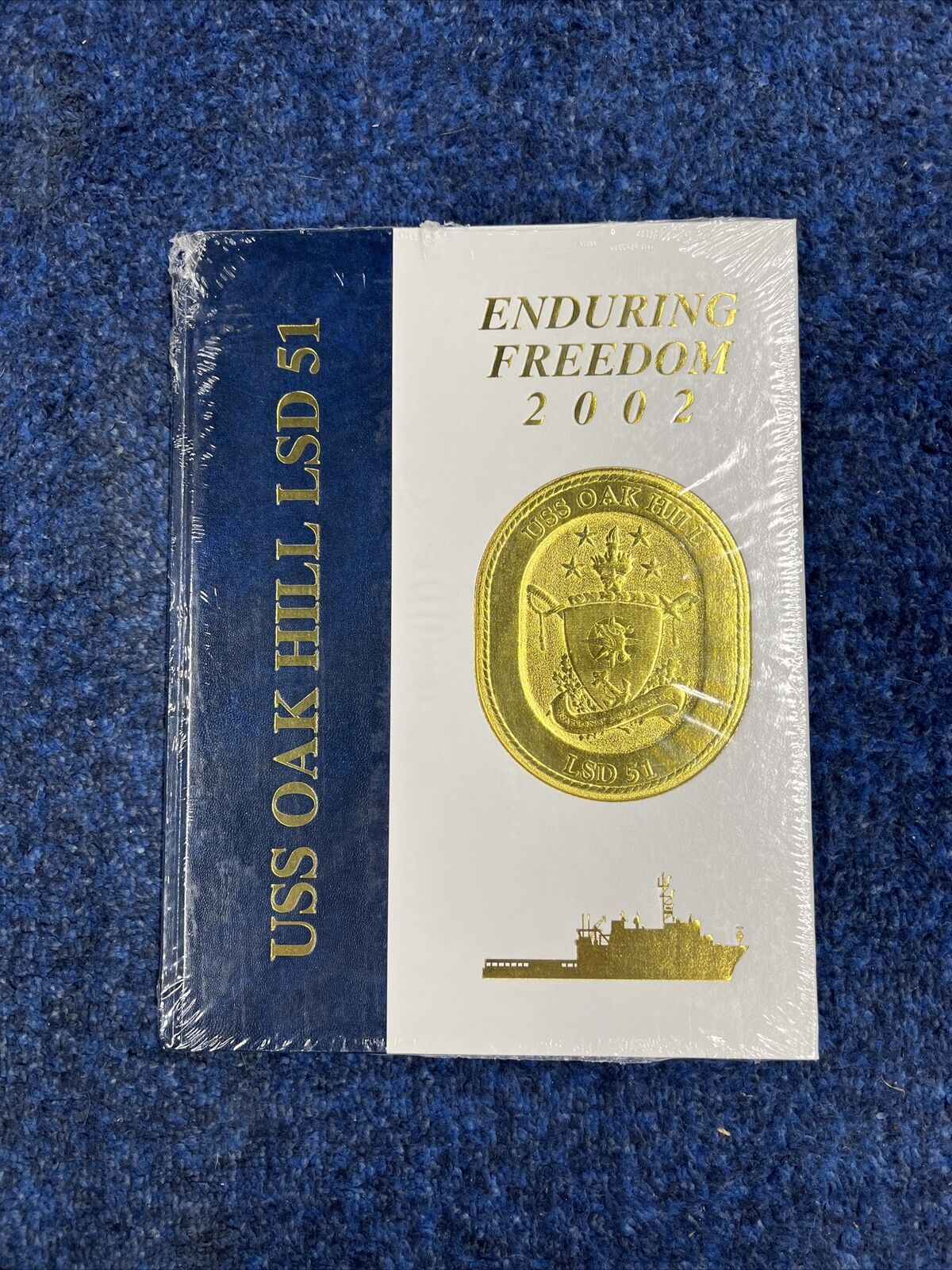 USS Oak Hill LSD 51 \'enduring freedom\' 2002 Cruise book USN