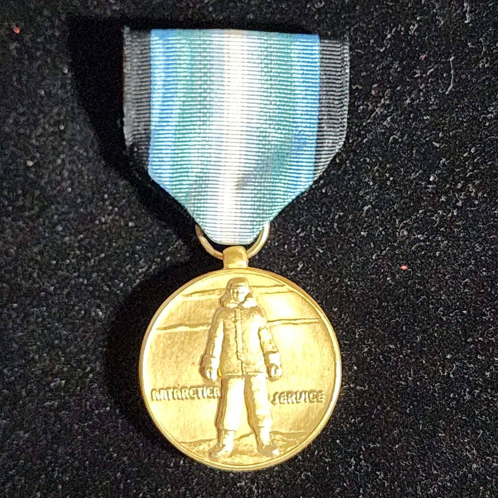 U.S. Antarctica Service Medal – Courage Sacrifice Devotion. Our B3148