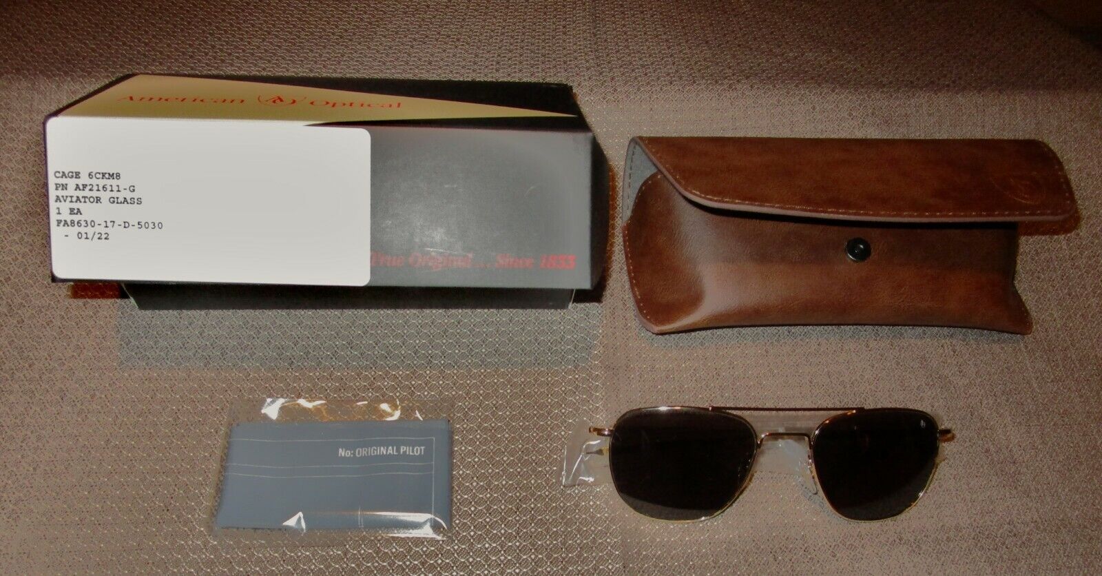 New, American Optical AO Original Pilot Sunglasses, 52 mm Lens, Gold Frames