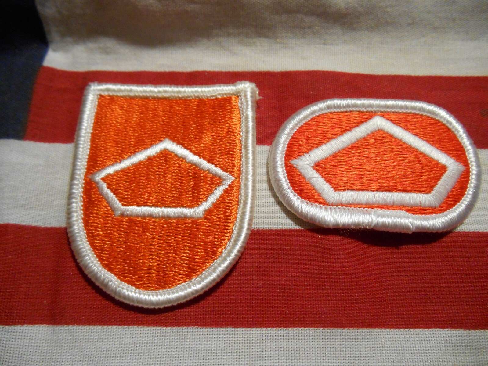 82nd Airborne Division Signal Battalion Airborne Beret Flash & Para Oval Patch