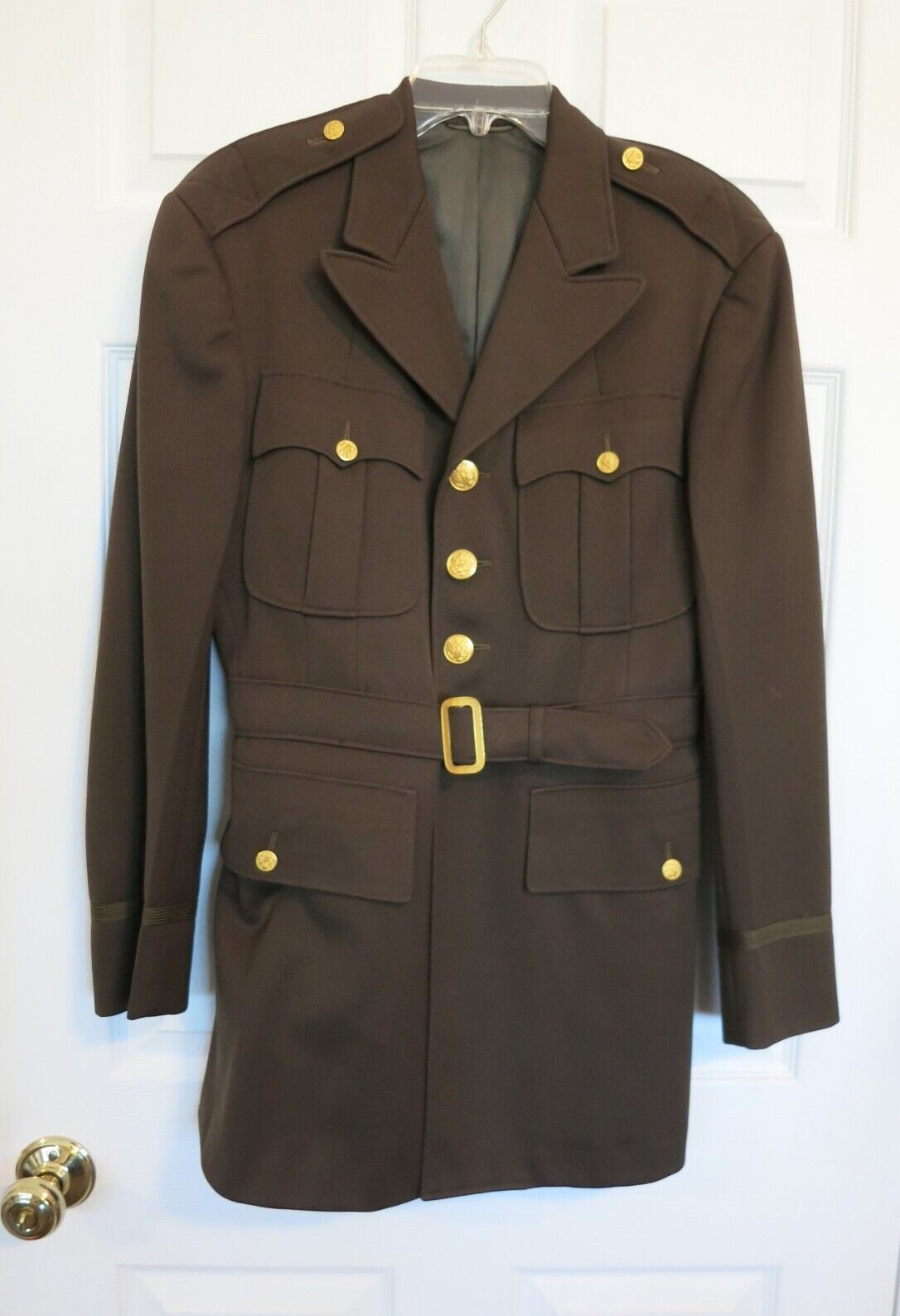ORIGINAL WWII US ARMY OFFICER CLASS A DRESS JACKET- dated 9/28/44