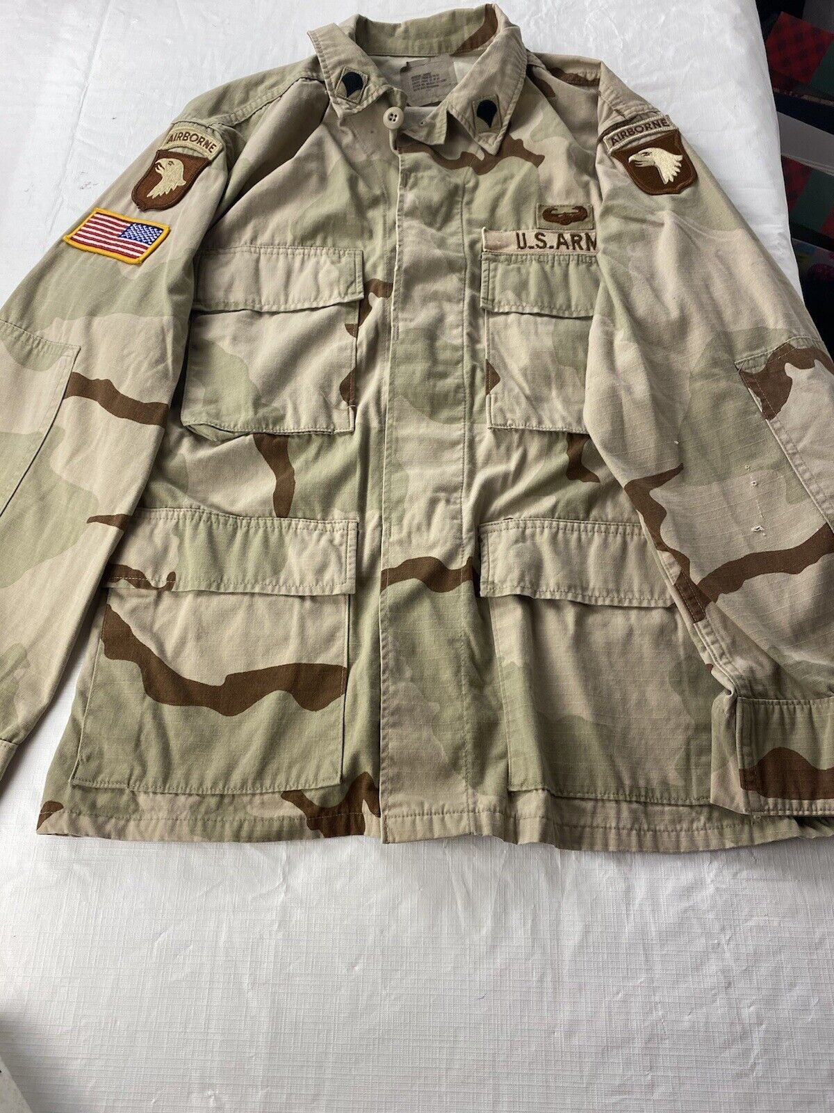 United States Army Airborne Camouflage Jacket Size Medium Short Patches Wartime