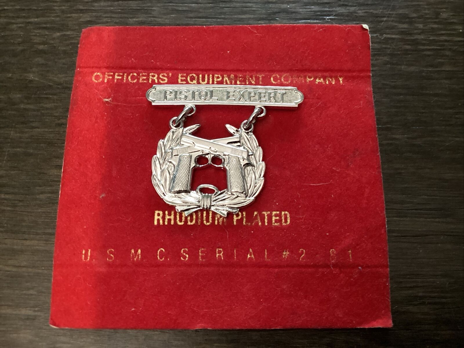 Vintage USMC PISTOL EXPERT QUALIFICATION BADGE On Card