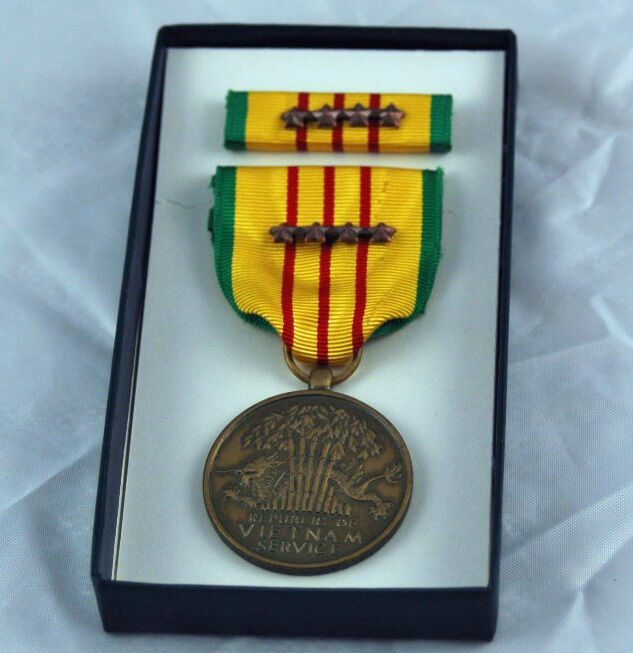 Original Vietnam Service Medal & 4 Bronze Campaign / Battle Stars GI Issue Box
