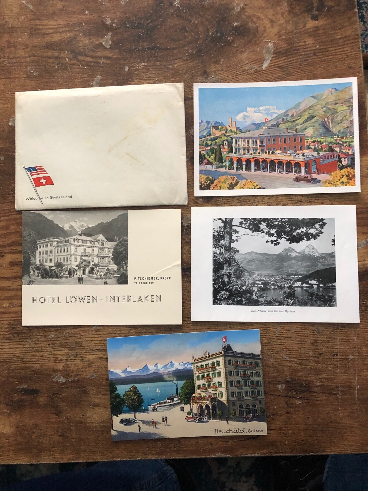 Vintage 1945 WWII Souvenir Switzerland Hotel Lowen-Interlaken Brunnen Booklet Po