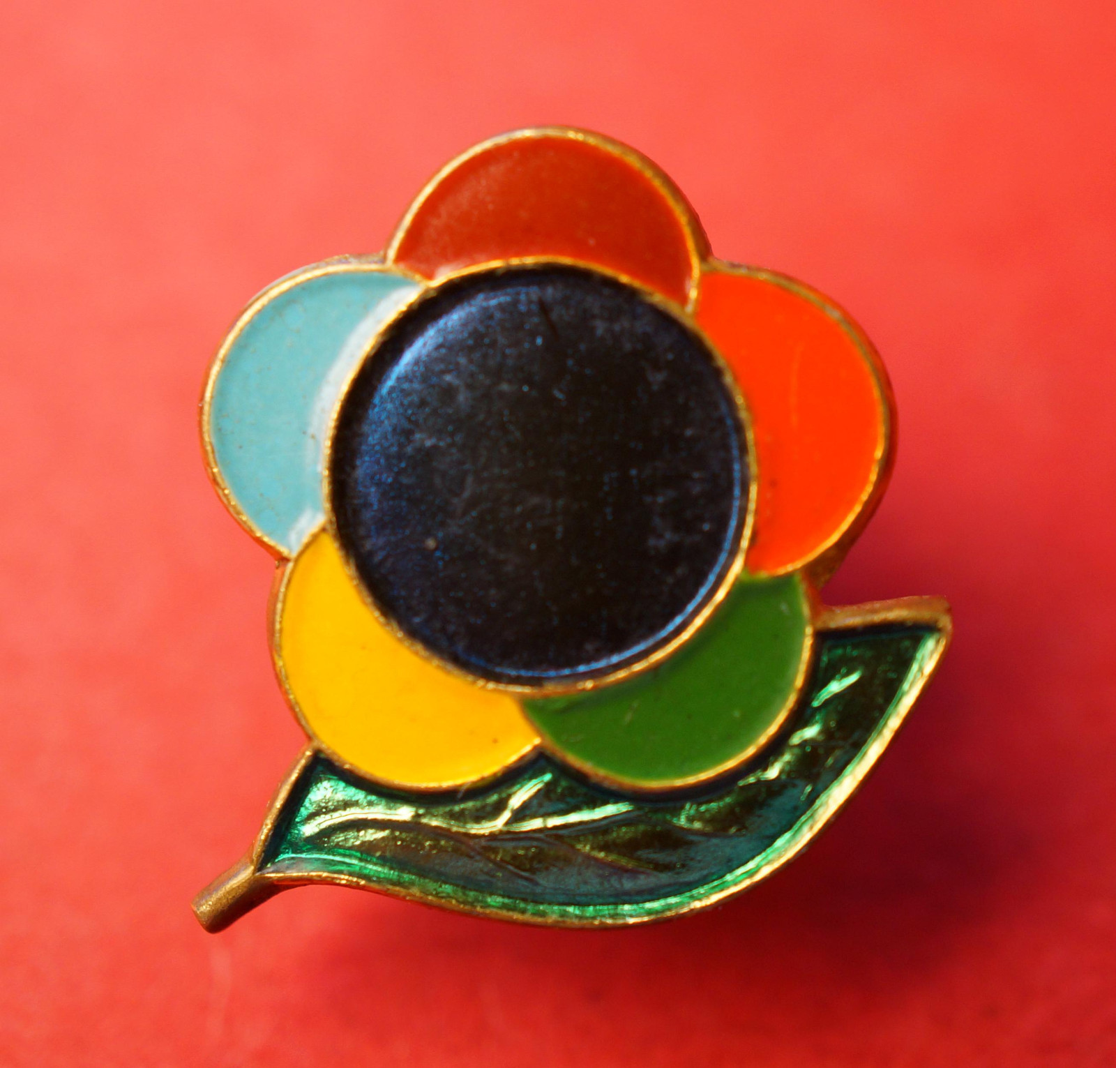 Soviet Badge 6th WORLD YOUTH STUDENTS FESTIVAL Moscow 1957 Blank No Peace Pin