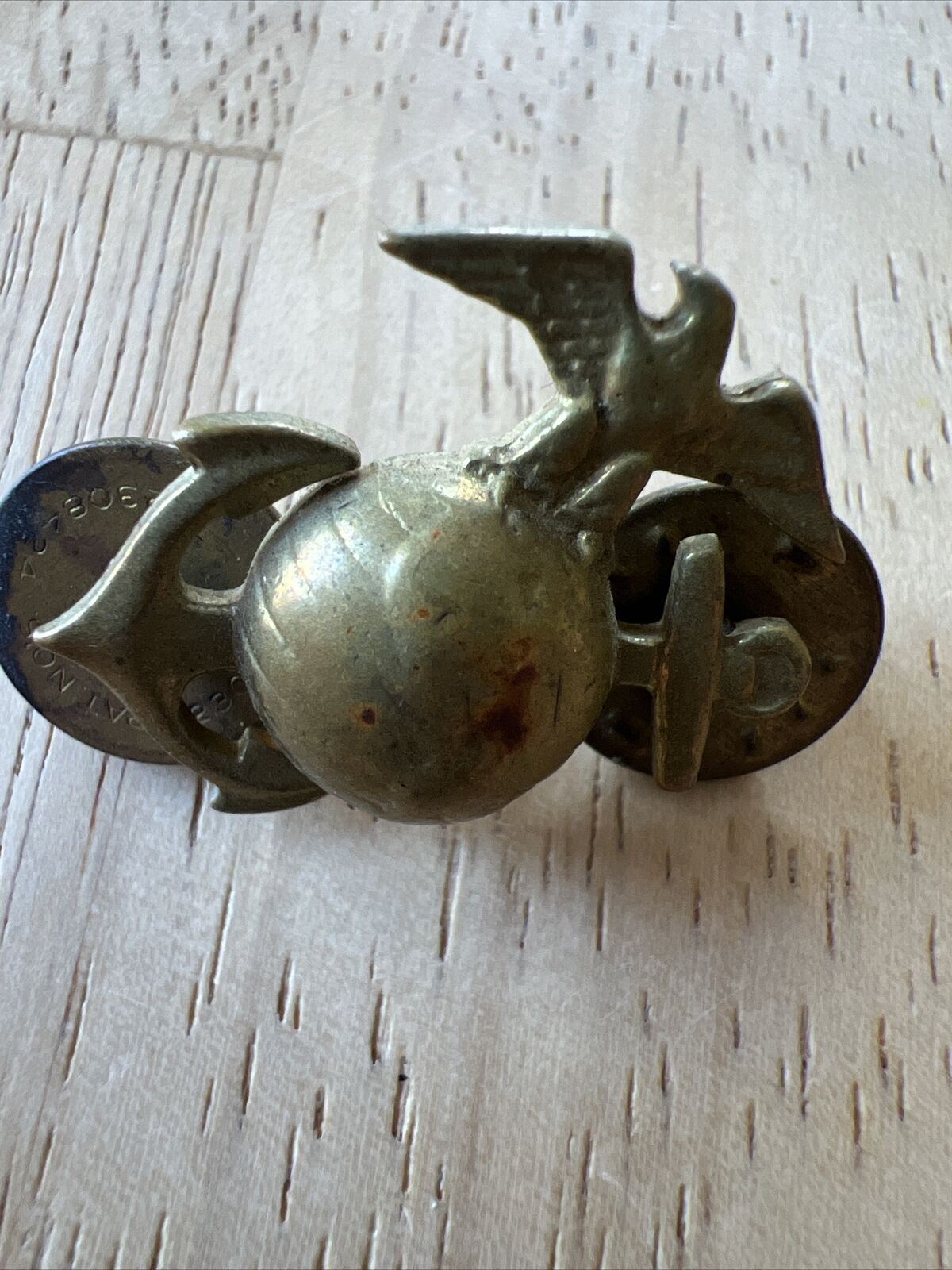 Vintage US Marine Corp Eagle Globe Pin