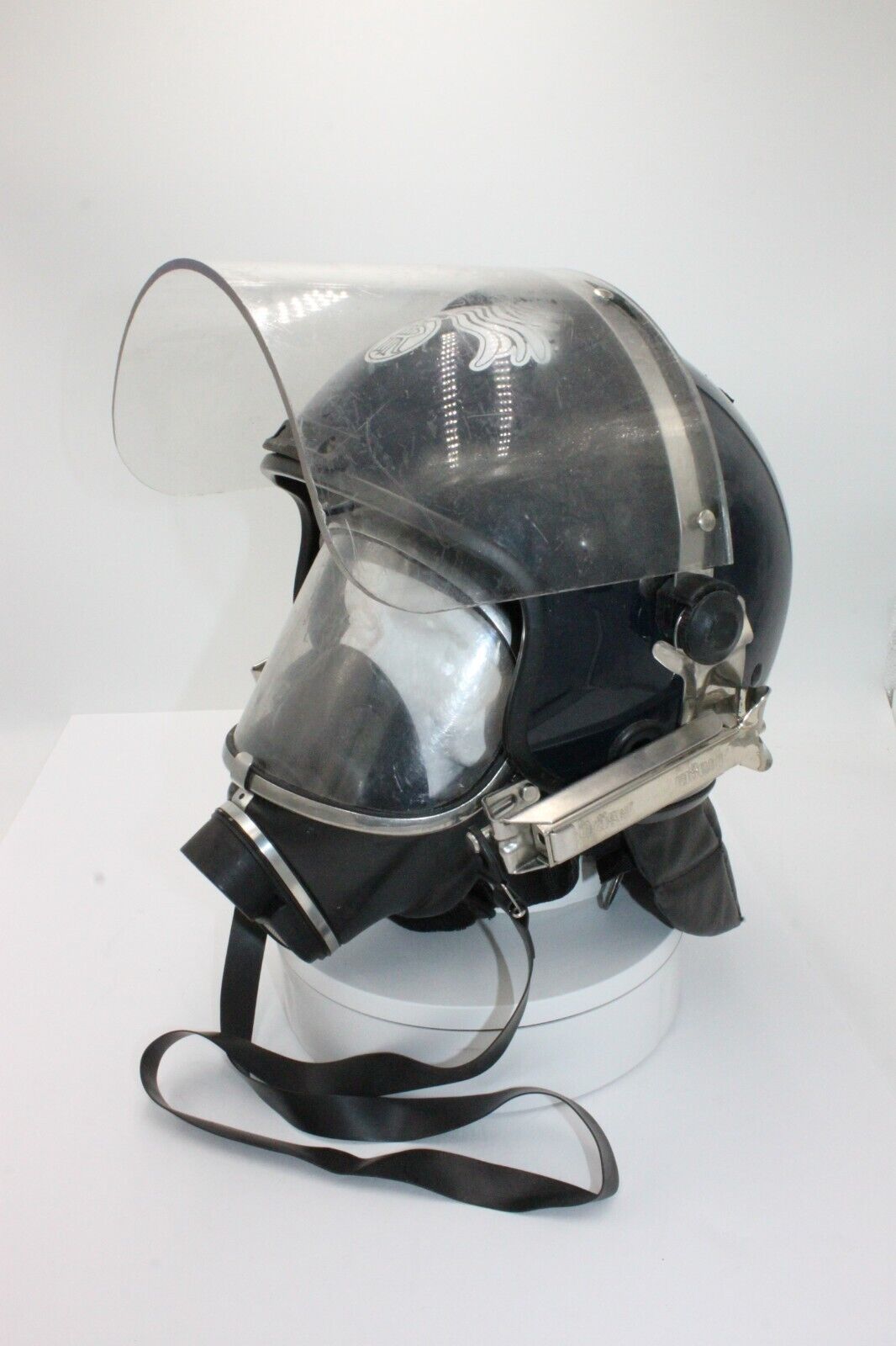 Italian/German Police Military Drager Gas Mask Nova S with Riot Helmet 40mm NATO