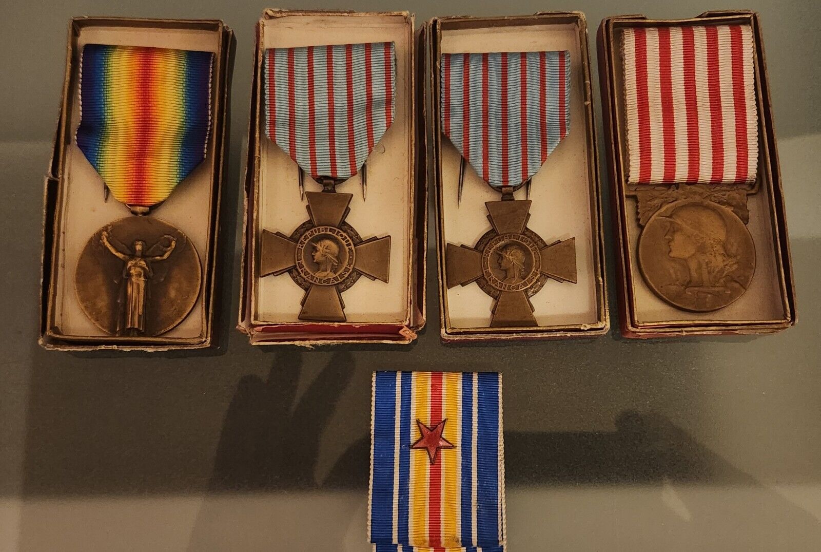 FRANCE FRENCH WW1 Medals Lot 1914 - 1918 Croix Combattant military World War 1