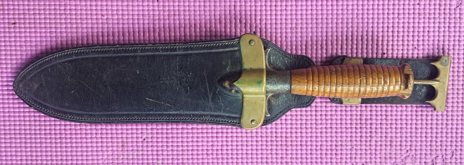 Nice Rare Indian Wars IRON Guard 1880 Hunting Knife w/Rare Varney Sheath