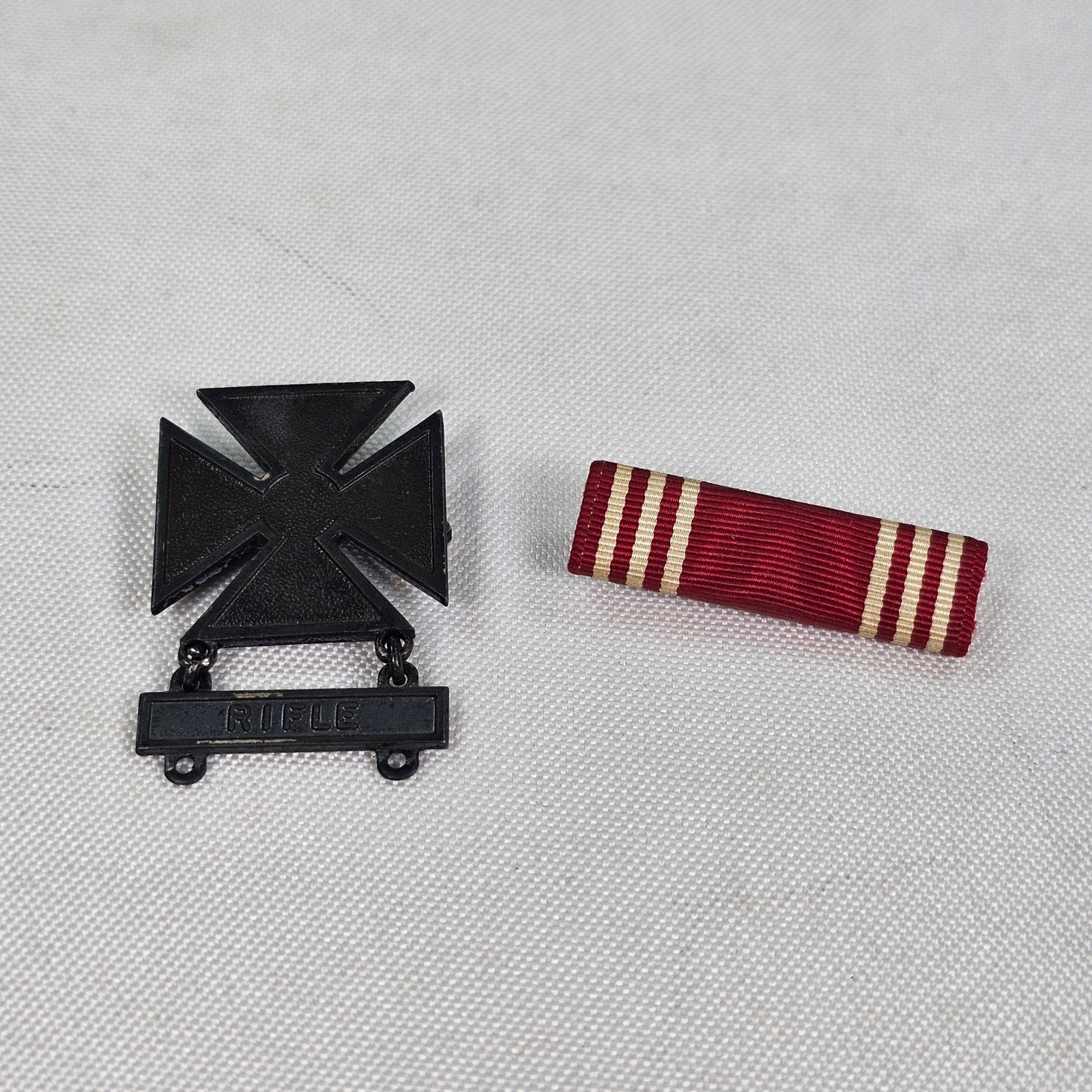 US Military Sterling Siver Maltese Sharpshooter Rifle Pin Service Ribbon Bar WW2