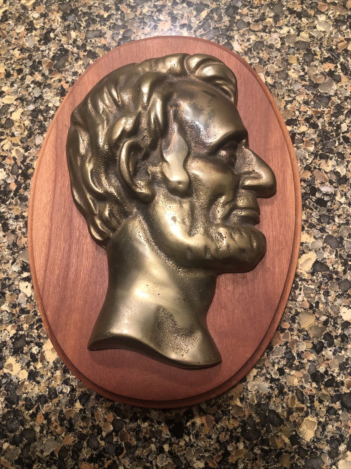 VINTAGE ABE LINCOLN BUST BRONZED FINISH SOLID CAST BRASS WALL PLAQUE