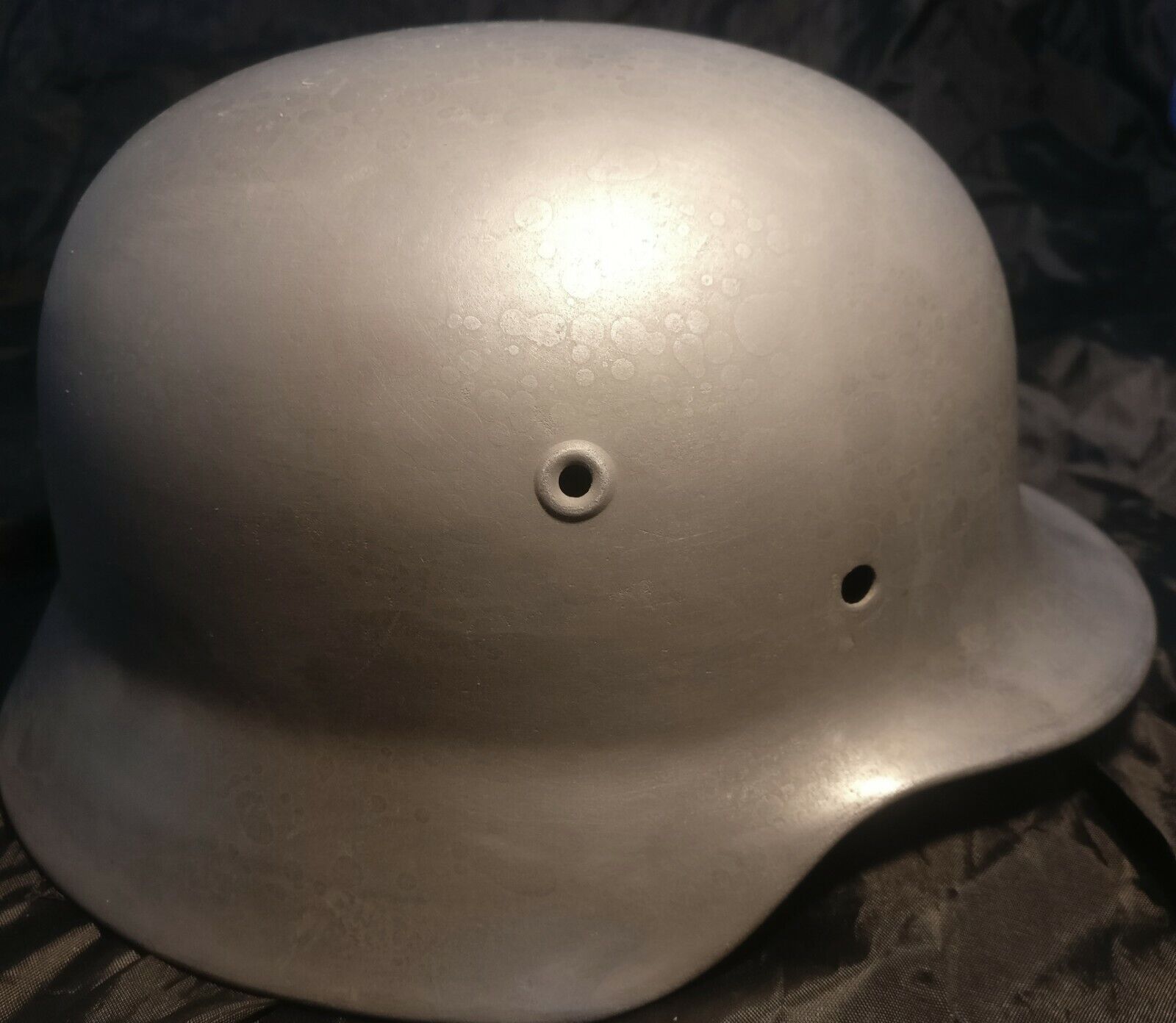 World War 2 German M40 ET64 Helmet