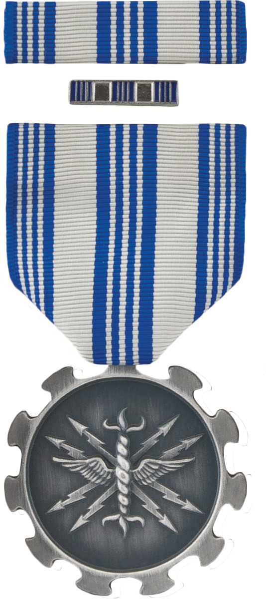 US Air Force Meritorious Achievement Medal Decoration Set w/ Ribbon & Lapel Pin