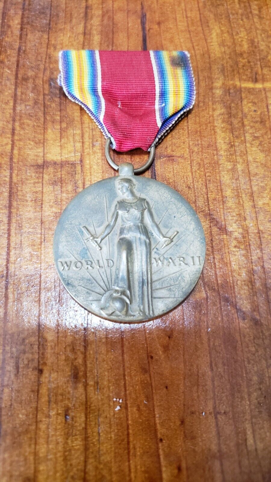 WWII US Victory Medal ORIGINAL 1945