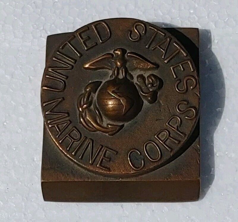 Vintage UNITED STATES MARINE CORPS Paperweight USMC Emblem Brass Solid Heavy