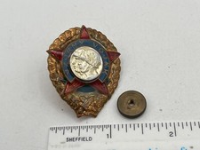 Czechoslovakia Vzorny Vojak Excellent Exemplary Soldier Screwback Pin Badge