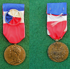 French Medal of Honour for Labour awarded to Cagniez
