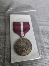 USCG US Coast Guard Good Conduct Medal fullsized pinback NIB NIP
