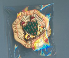 U.S. ARMY ARMOR SCHOOL BADGE (FOR FOREIGN STUDENTS) ... HALF SIZE ... RARE ... X