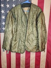 Medium - US Military Insulated Quilted Liner Cold Weather Field Jacket 8057 picture