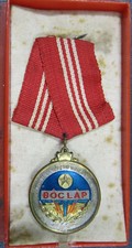 Vietnam VC Independence Order Huân Chương Độc Lập. Original medal in box.. RARE