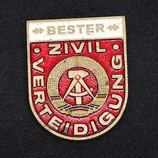 East German GDR Civil Defense Best Civilian Badge Pin Original Militaria Award