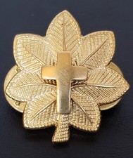 Chaplain Cross Major Rank Officer Insignia Military Hat Pin US Army Oak Leaf