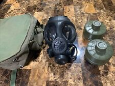 Canadian Forces C4 Gas Mask Medium Black W Bag picture