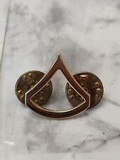 Vintage Gold Tone U.S. ARMY PFC Private First Class E3 Rank Lapel Pin picture