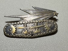 🇷🇺 WWII Soviet Tanker Badge — Trench-Made Armor Troops Pin (Eastern Front)