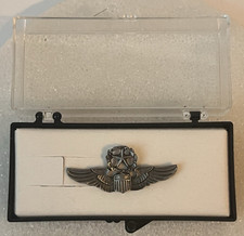 U.S. Military Air Force Command Pilot Wings Pin Badge 1.5” Metal USAF With Case