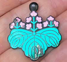 WWII Medal Japanese Order of the Rising Sun 7th Class WW2 Paulownia Leaves Badge