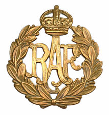 World War Two Era Kings Crown Royal Air Force RAF Soldiers Metal Cap Badge picture