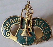 US Army DUI Distinctive Unit Insignia 3rd Cavalry Regiment Brave Rifles Pin