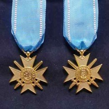 Bulgarian Bravery Medal  Royal Bulgarian 1915 War Cross Bravery Gold medal