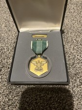 United States of America Military Merit Medal Ribbon Bar w/ Case, Militaria