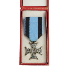 5203 WW2 POLISH ORDER VIRTUTI MILITARI MOSCOW MADE TYPE POLAND