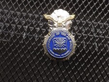 FREE SHIP Lapel Pin U.S. AIR FORCE MILITARY SECURITY POLICE BADGE ENAMELED T/T