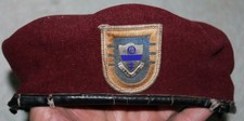 VINTAGE US ARMY RANGER RED BERET 325TH AIRBORNE INFANTRY REGIMENT "FALCONS"